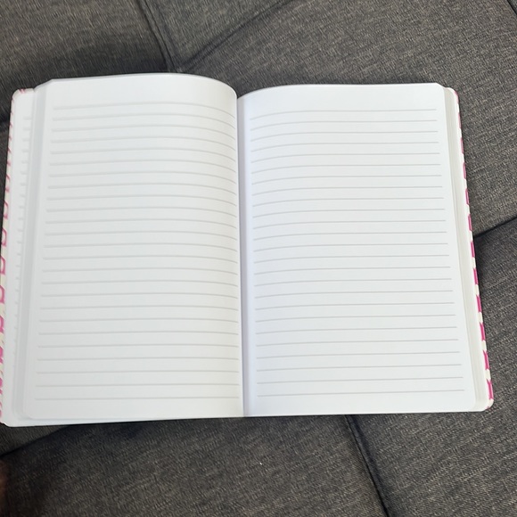 The Gracious Maker Collection - Picture 2 of 2